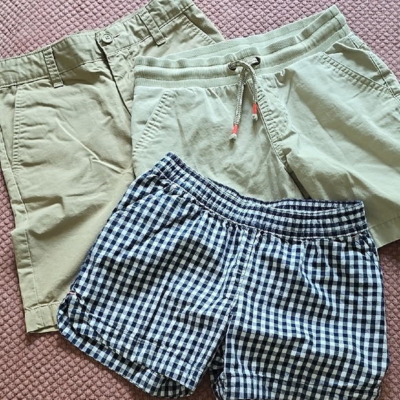 Lands' End, Cat & Jack, Crown & Ivy Other - Lot of Three (3) Girls Shorts
